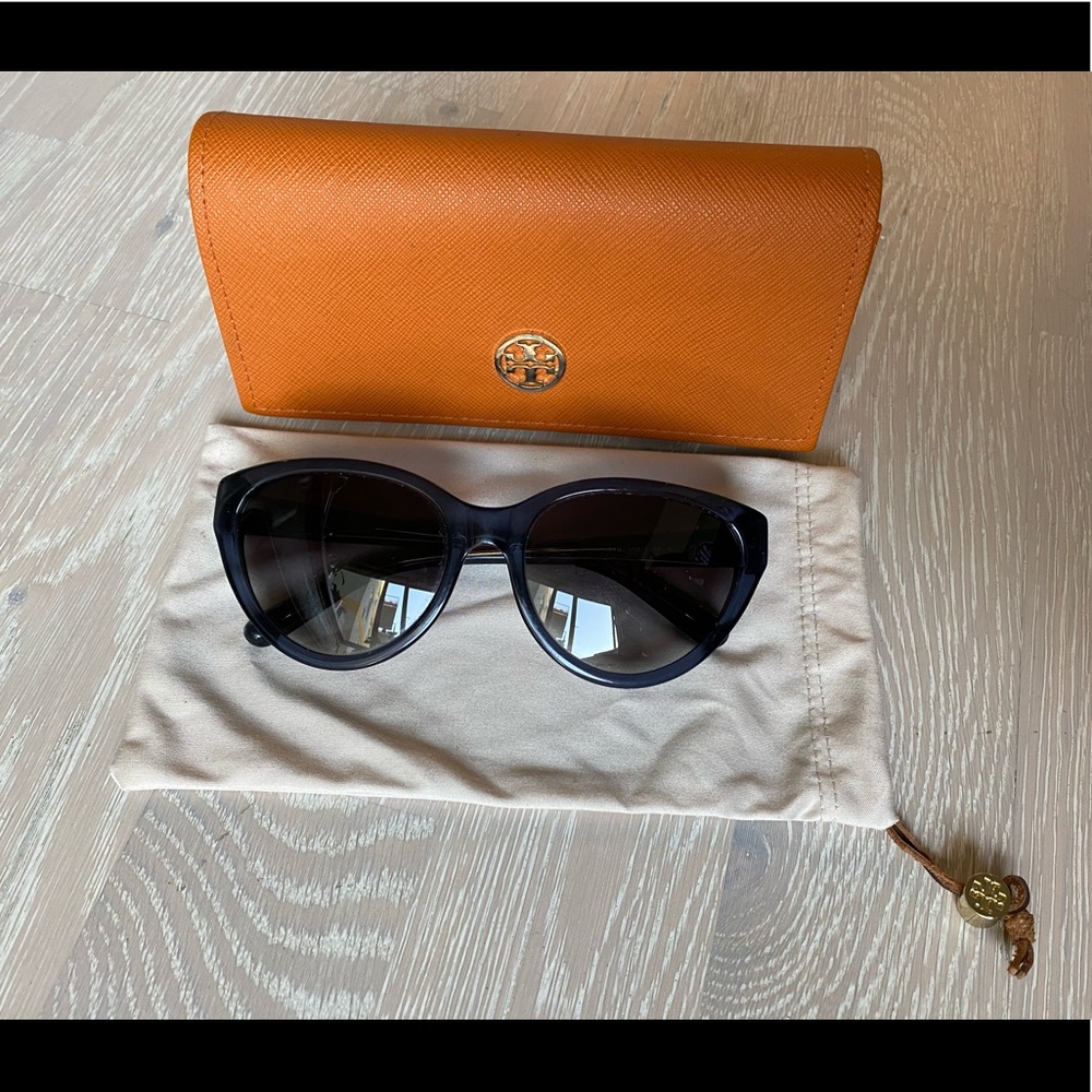 Tory Burch sunglasses grey cat eye